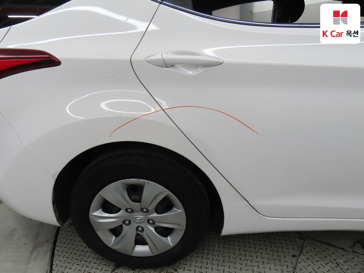 Hyundai Elantra 2014 - Image 41