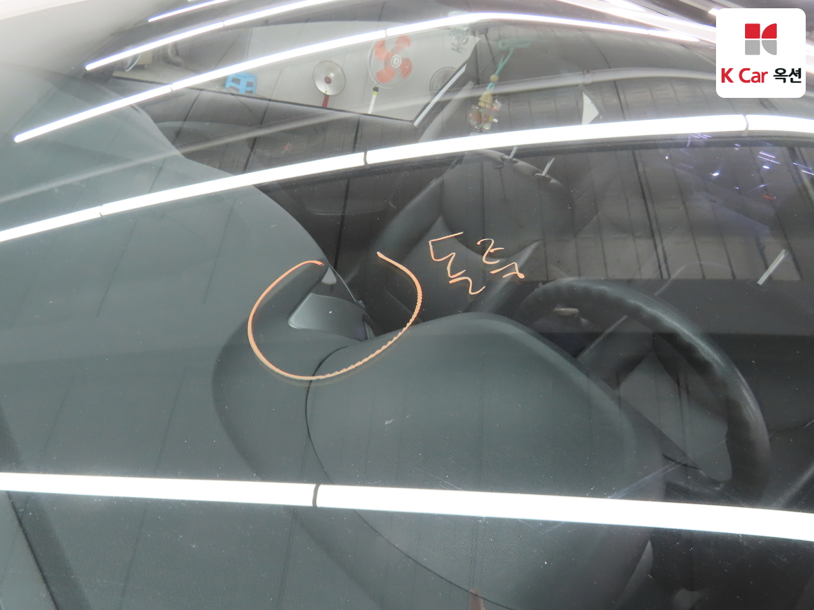 Hyundai Elantra 2014 - Image 32