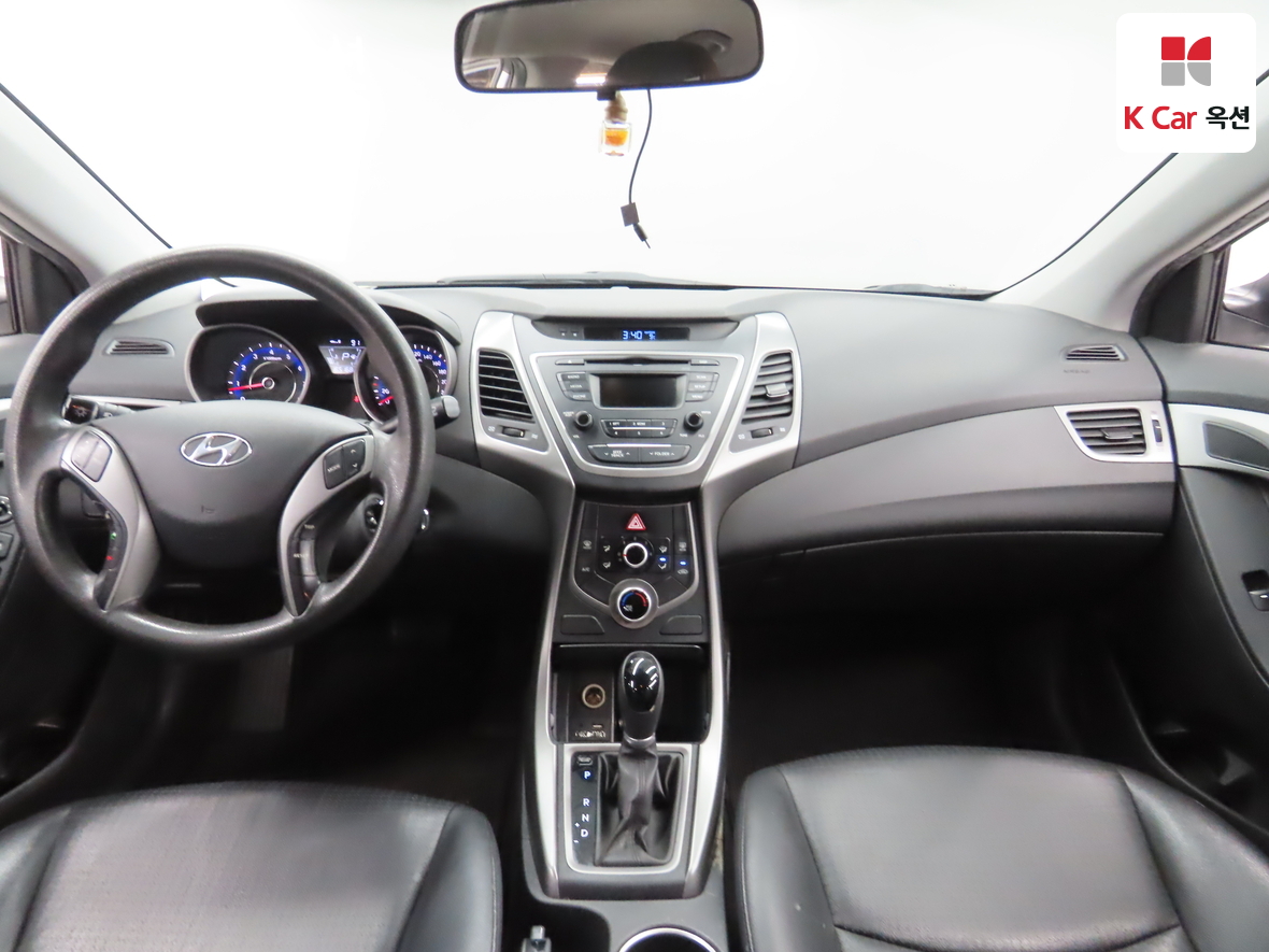 Hyundai Elantra 2014 - Image 3