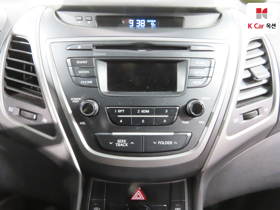 Hyundai Elantra 2014 - Image 14