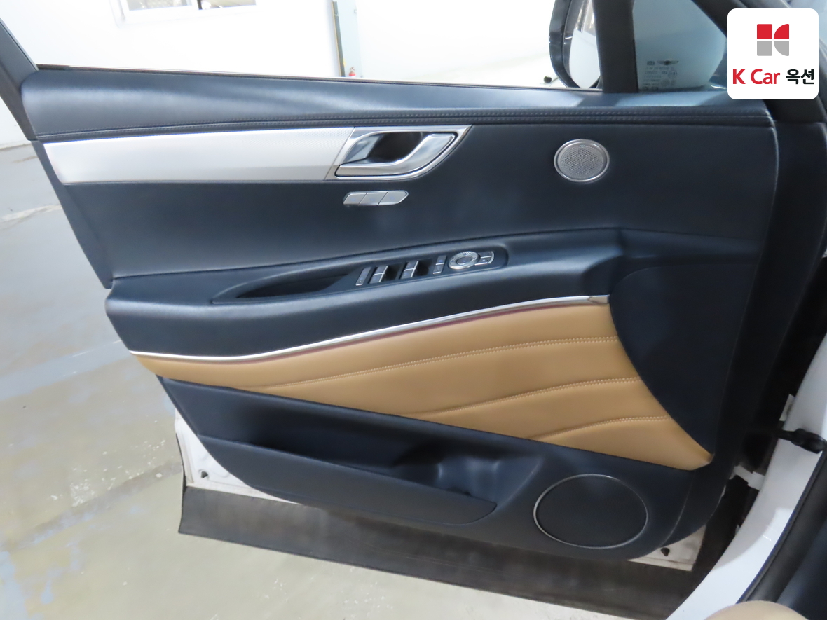 Genesis GV80 2021 - Image 8