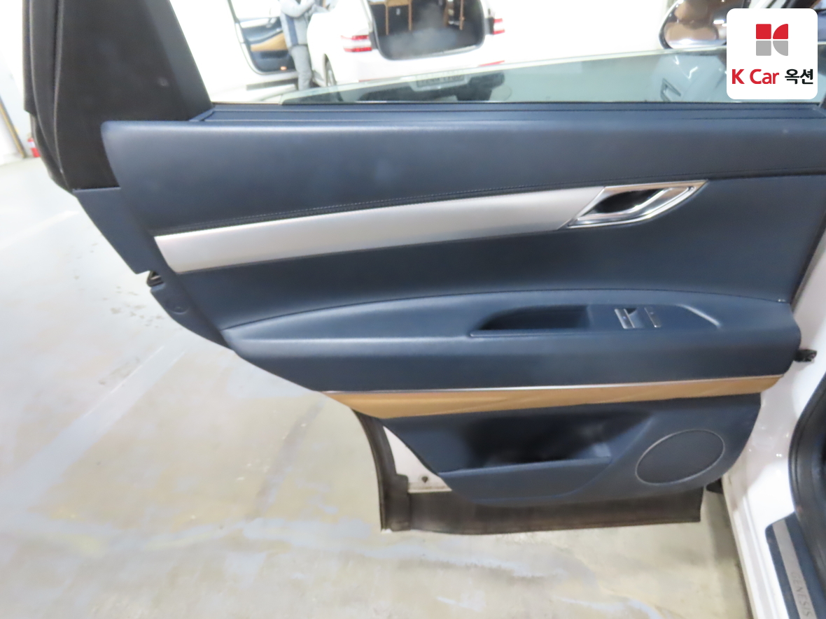 Genesis GV80 2021 - Image 23