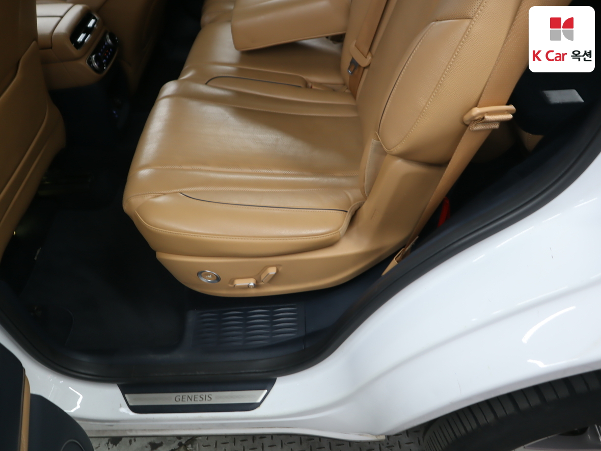 Genesis GV80 2021 - Image 25