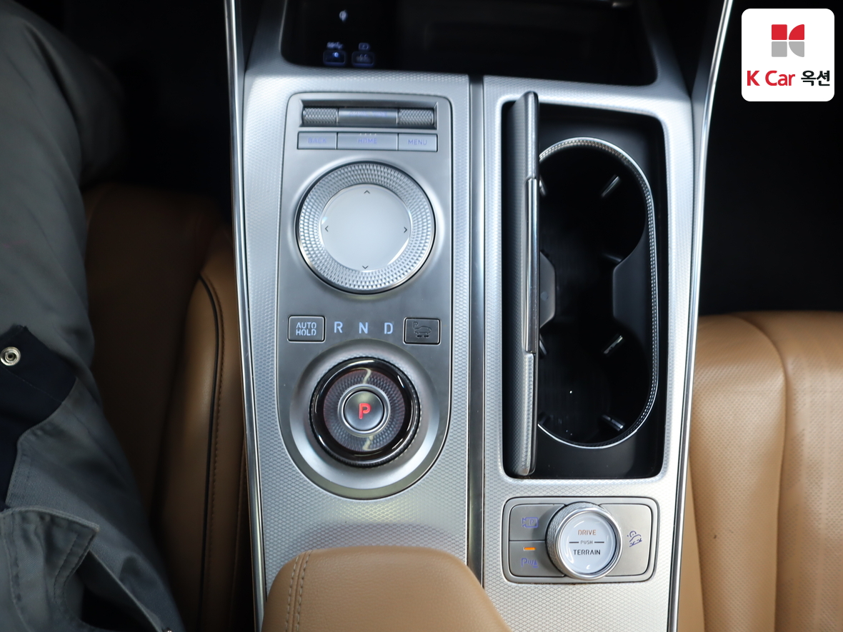 Genesis GV80 2021 - Image 16