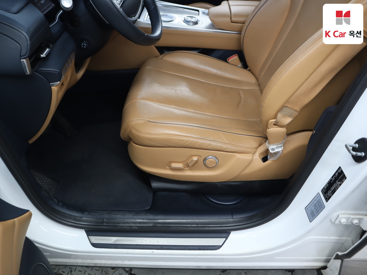 Genesis GV80 2021 - Image 18