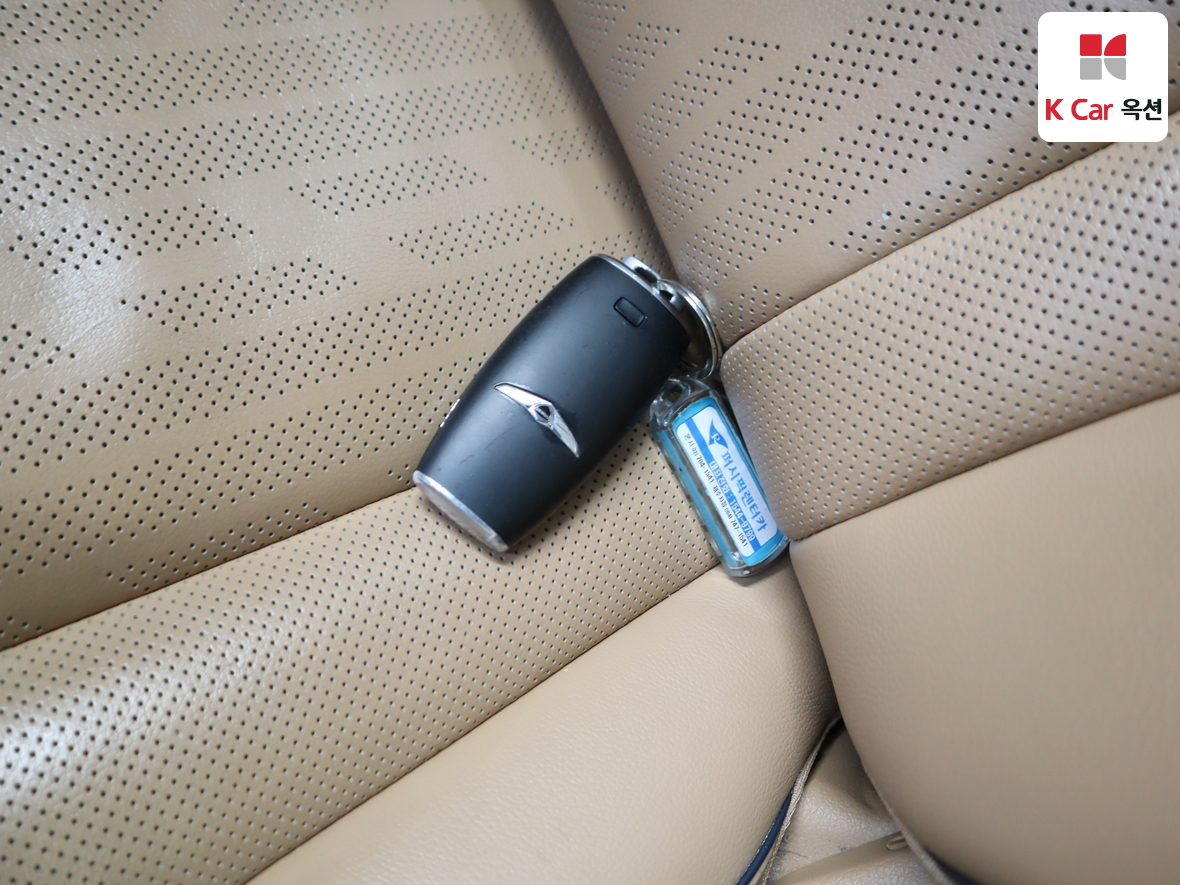 Genesis GV80 2021 - Image 17