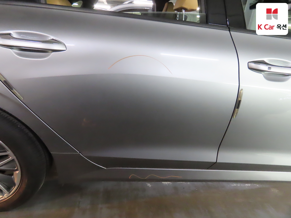 Kia K5 2023 - Image 38