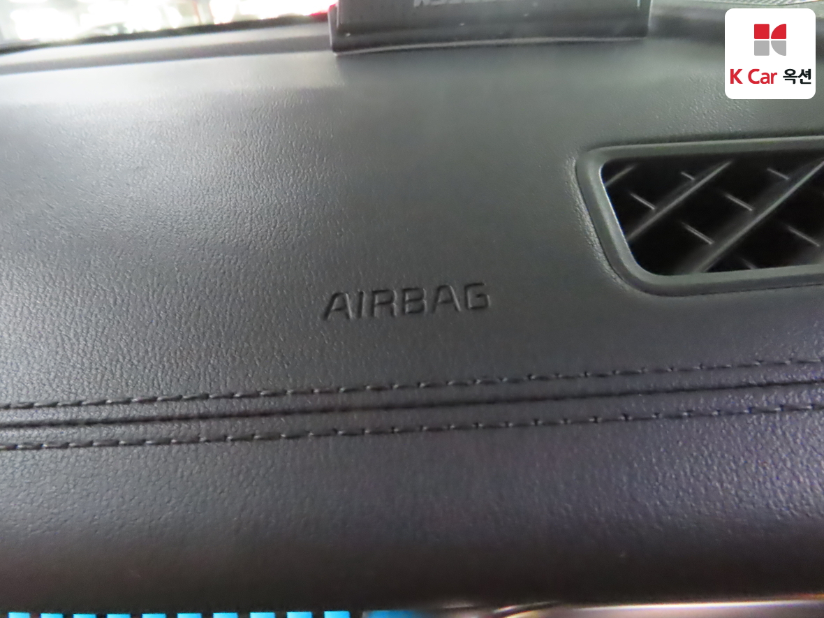 Kia K5 2023 - Image 30