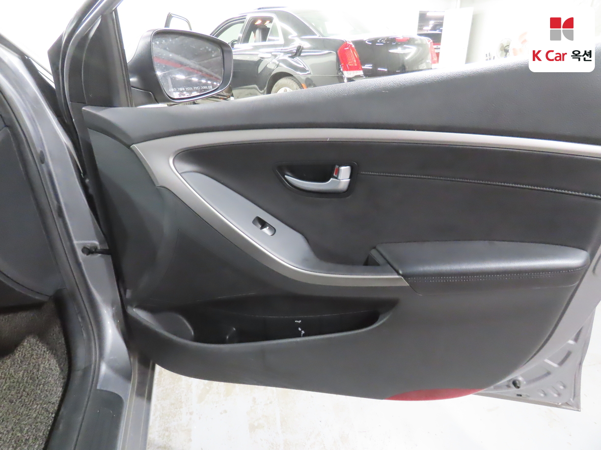 Hyundai i30 2012 - Image 29