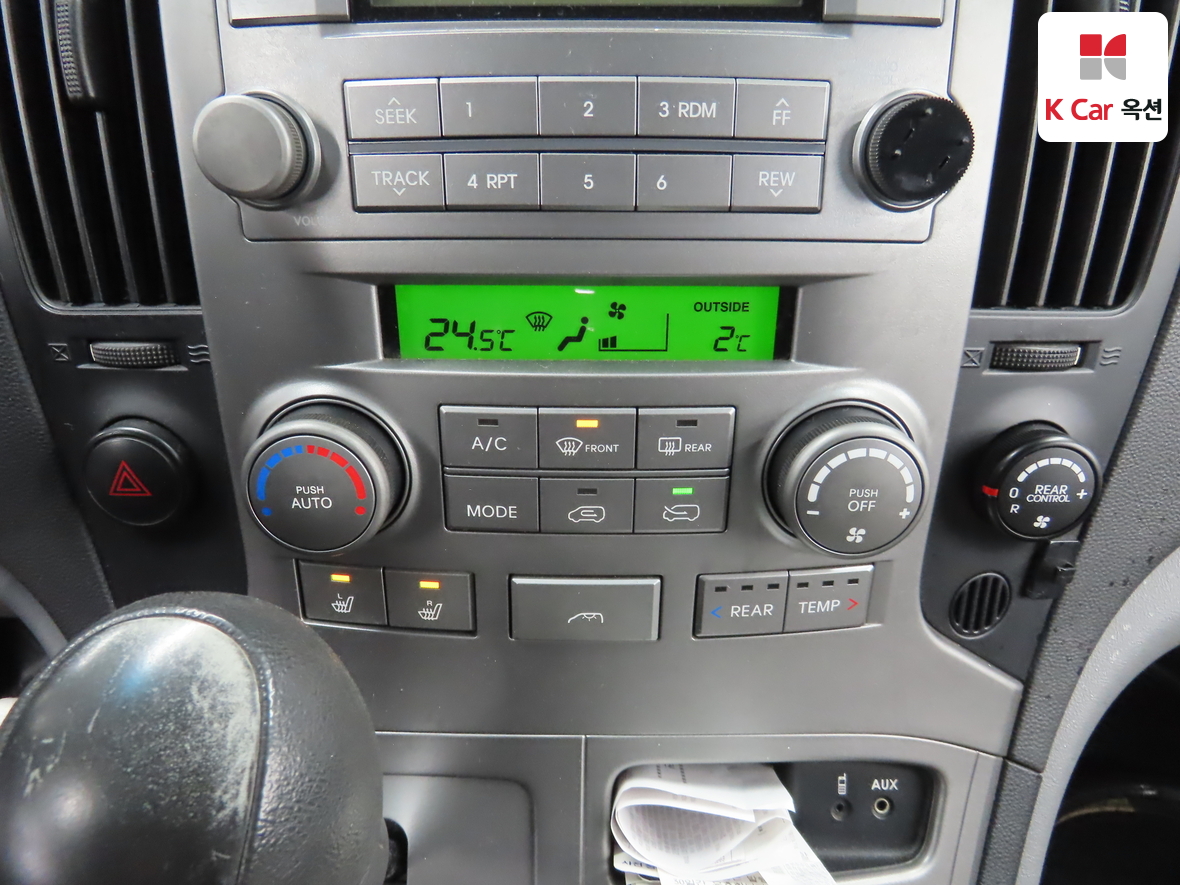 Hyundai Grand Starex 2008 - Image 15