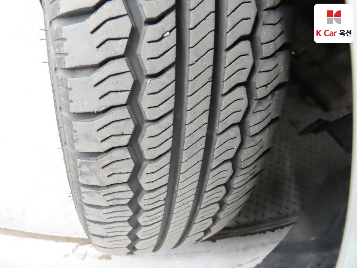 Hyundai Grand Starex 2008 - Image 29