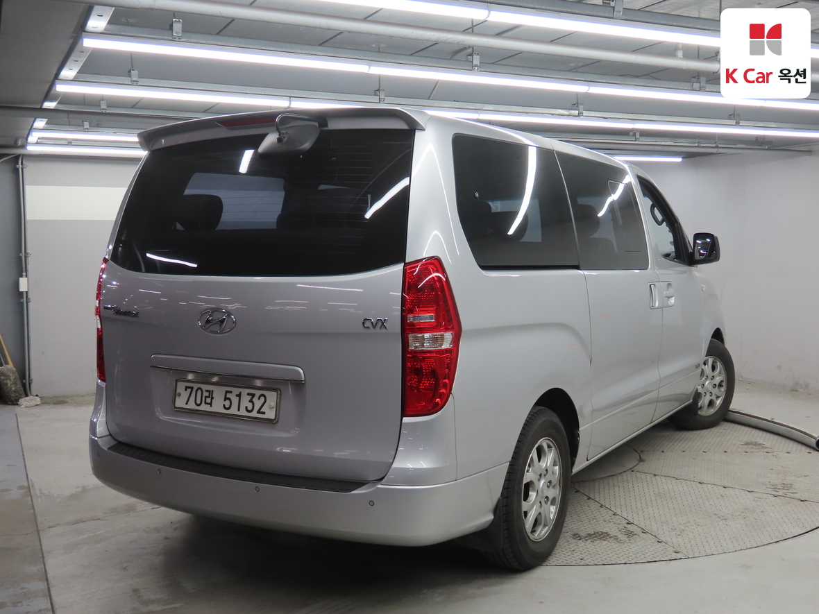 Hyundai Grand Starex 2008 - Image 2