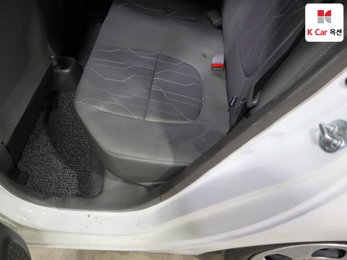 كيا مورنينج 2012 - صورة 22