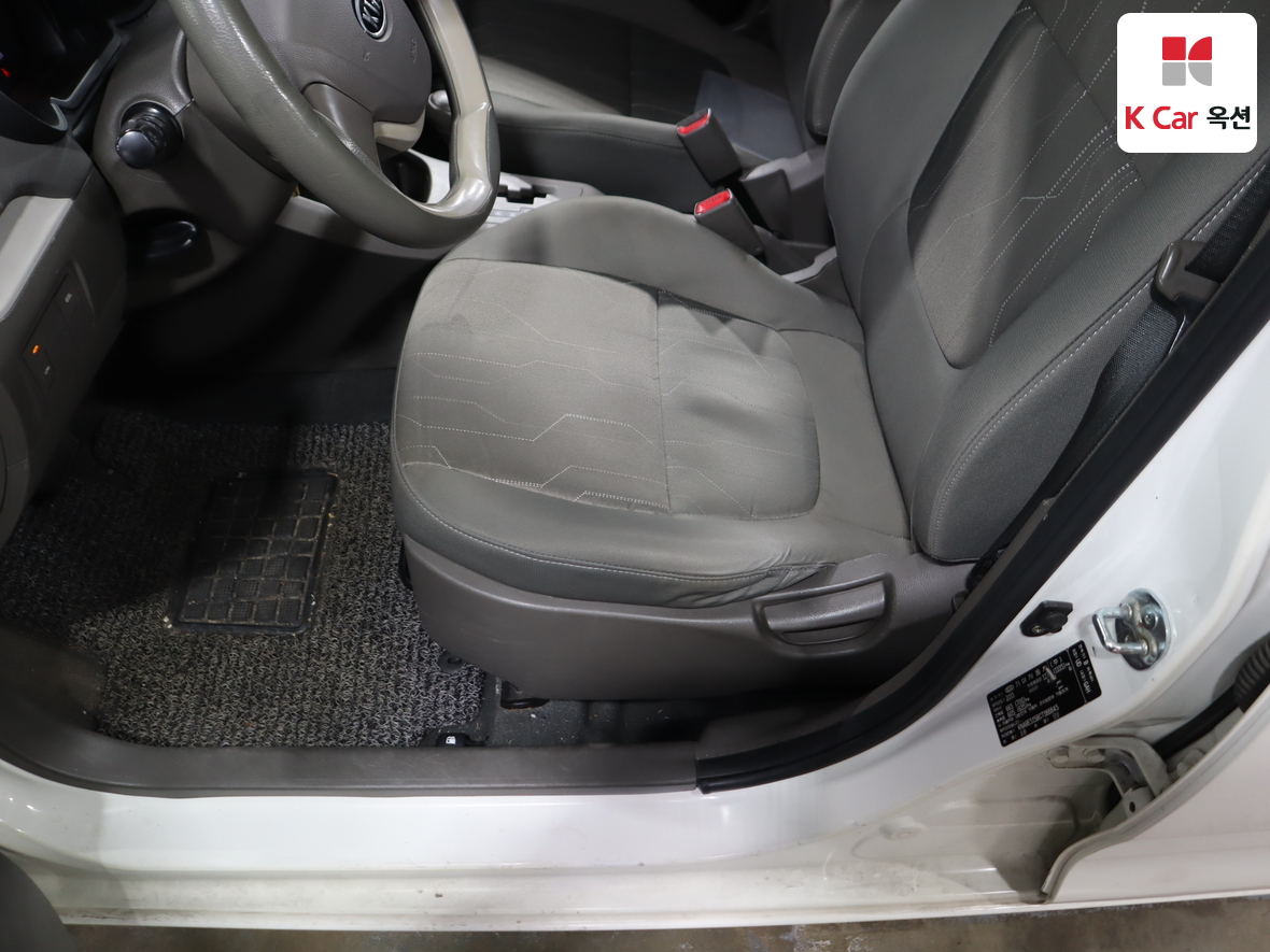 كيا مورنينج 2012 - صورة 17