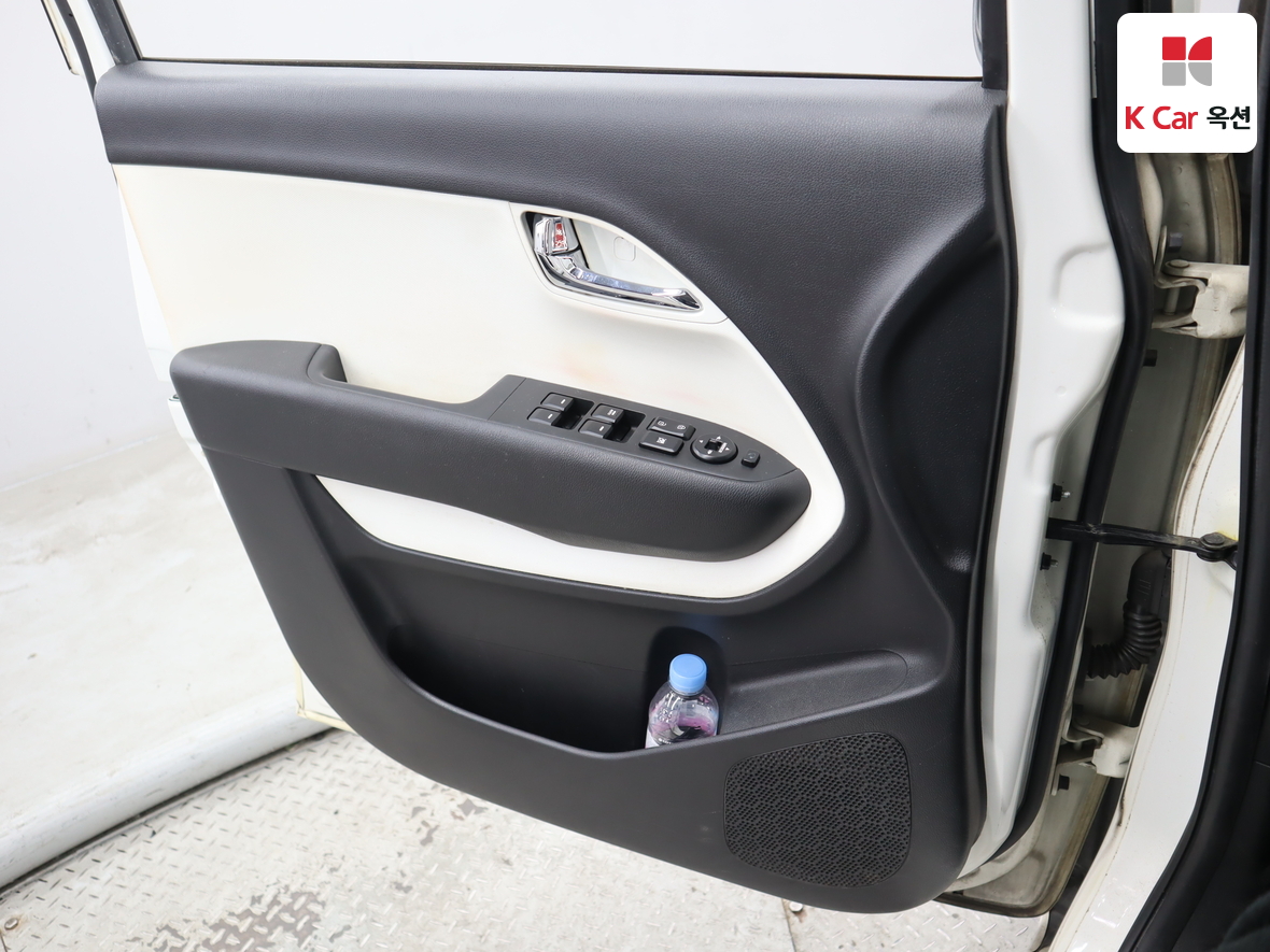 Kia Ray 2013 - Image 8