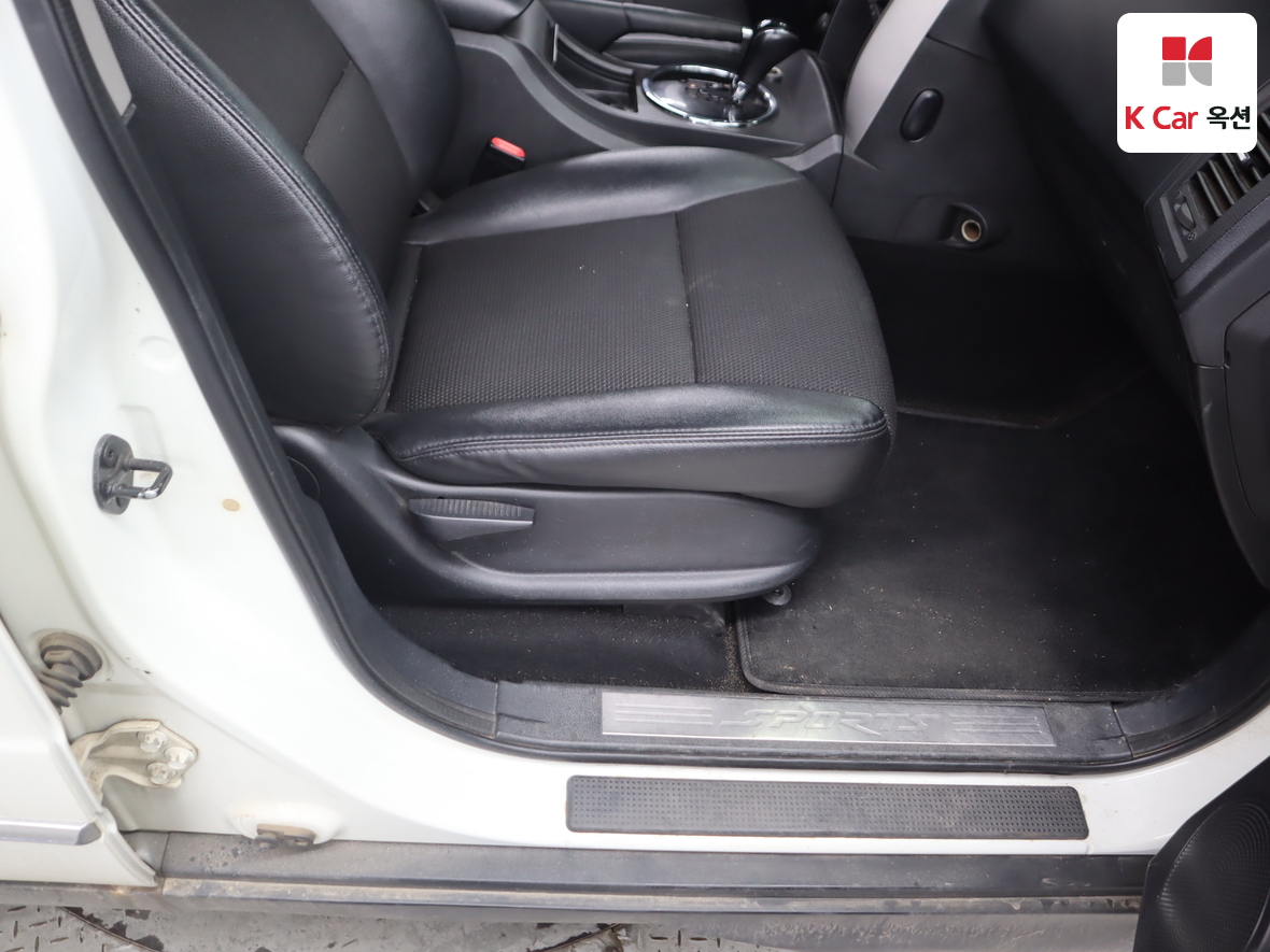 سانج يونج كوراندو سبورت 2013 - صورة 30