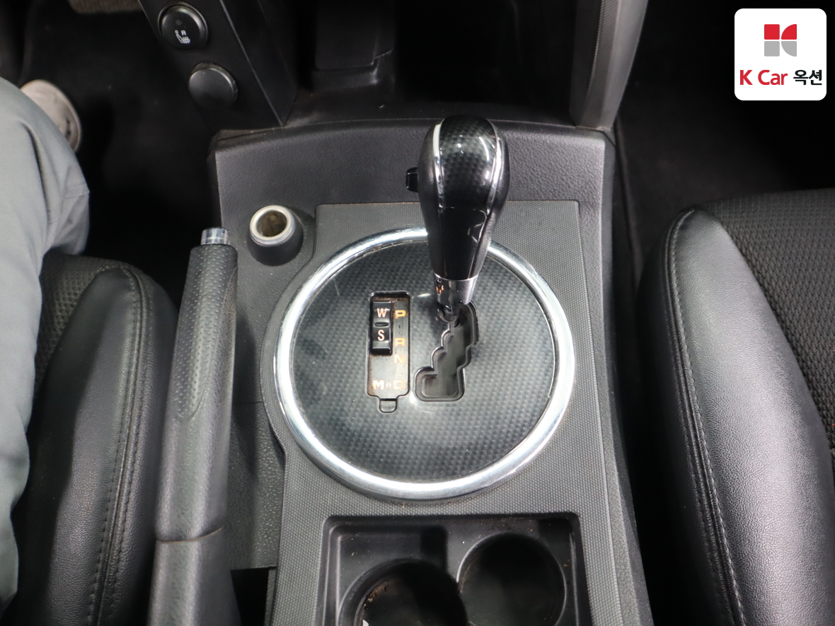 سانج يونج كوراندو سبورت 2013 - صورة 18