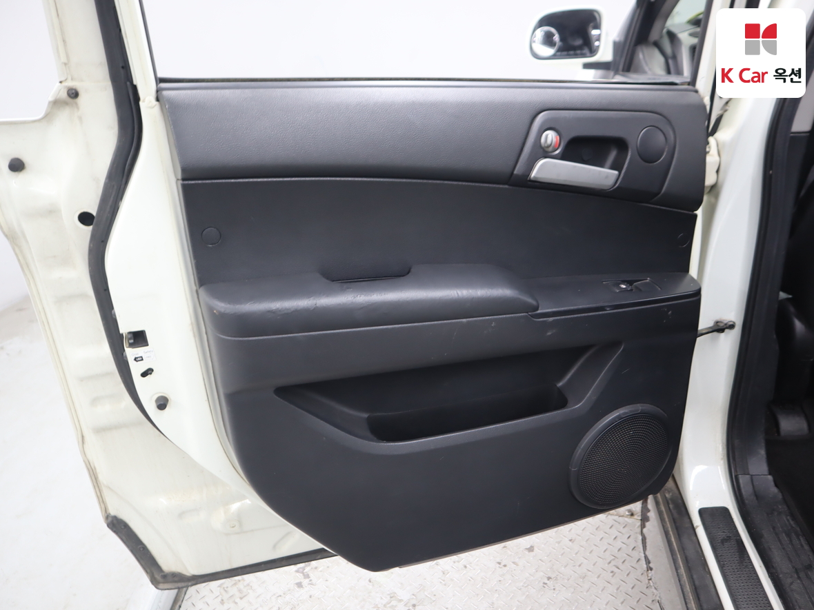 سانج يونج كوراندو سبورت 2013 - صورة 23