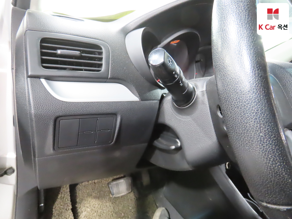 Kia Morning 2012 - Image 9