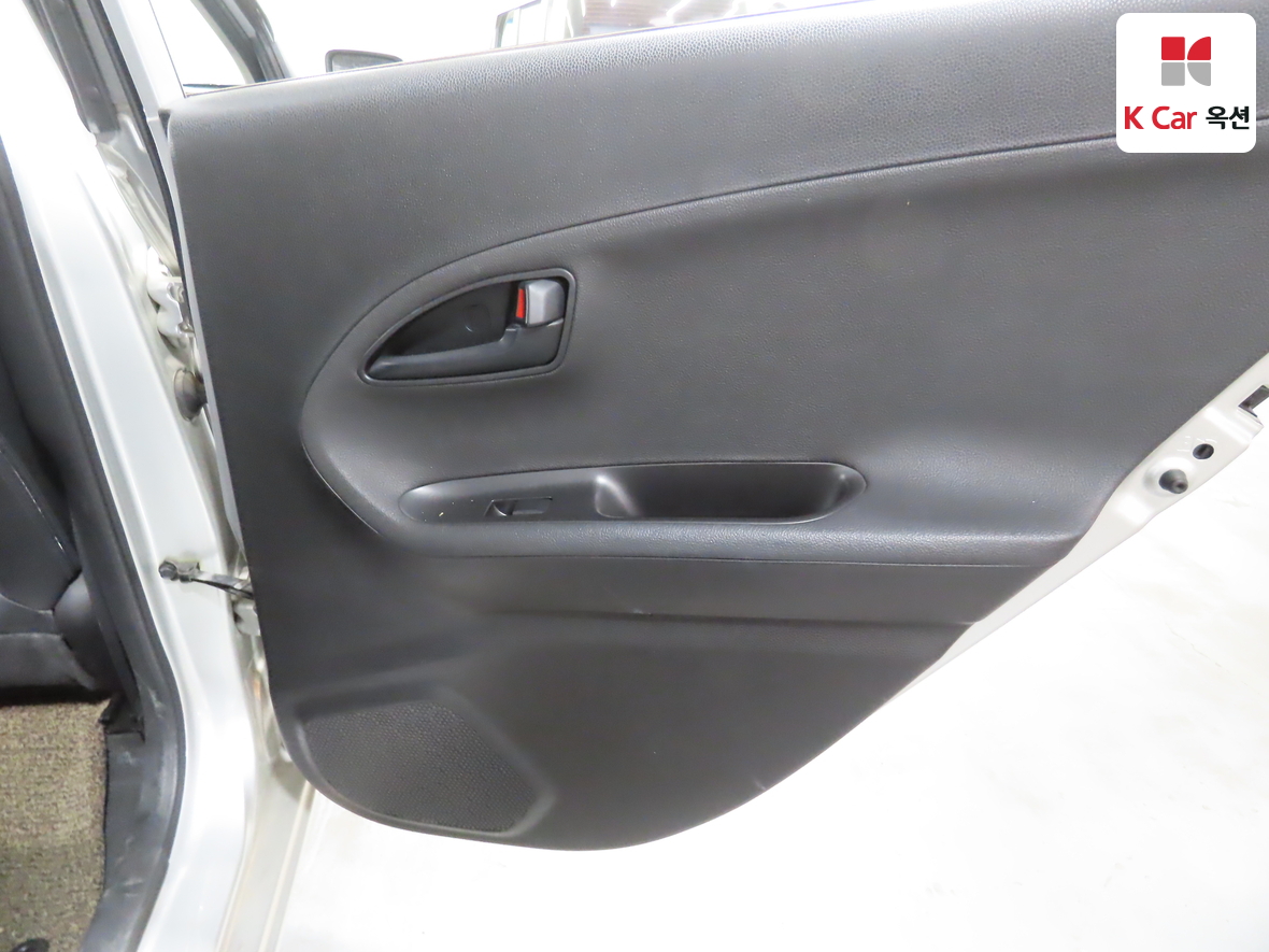 Kia Morning 2012 - Image 25