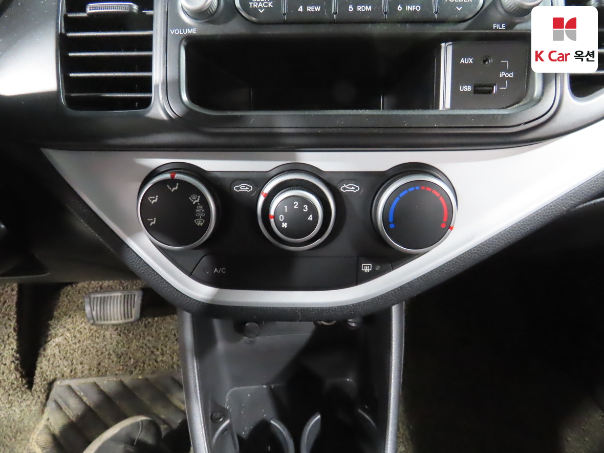 Kia Morning 2012 - Image 15