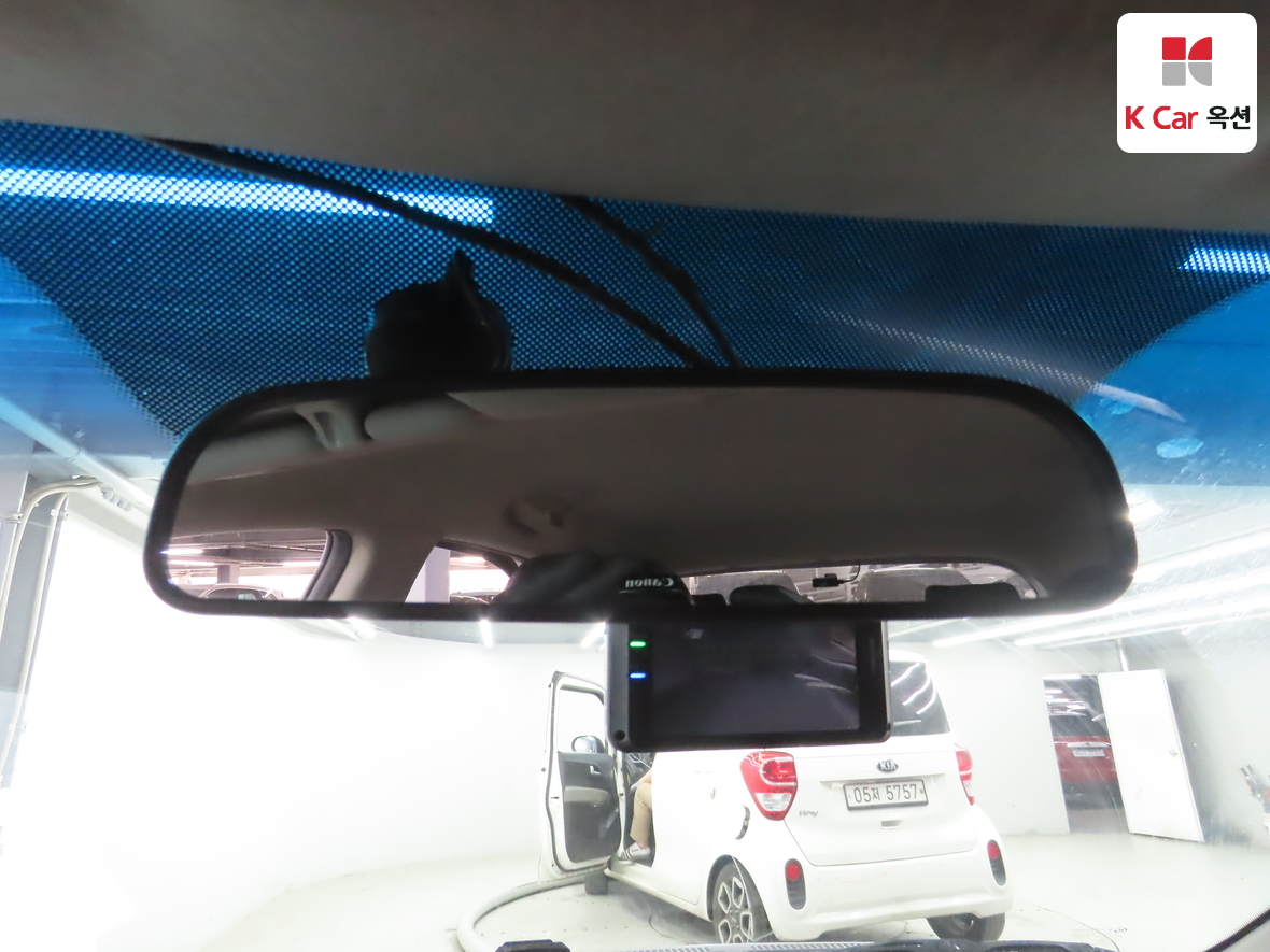 Kia Morning 2012 - Image 13