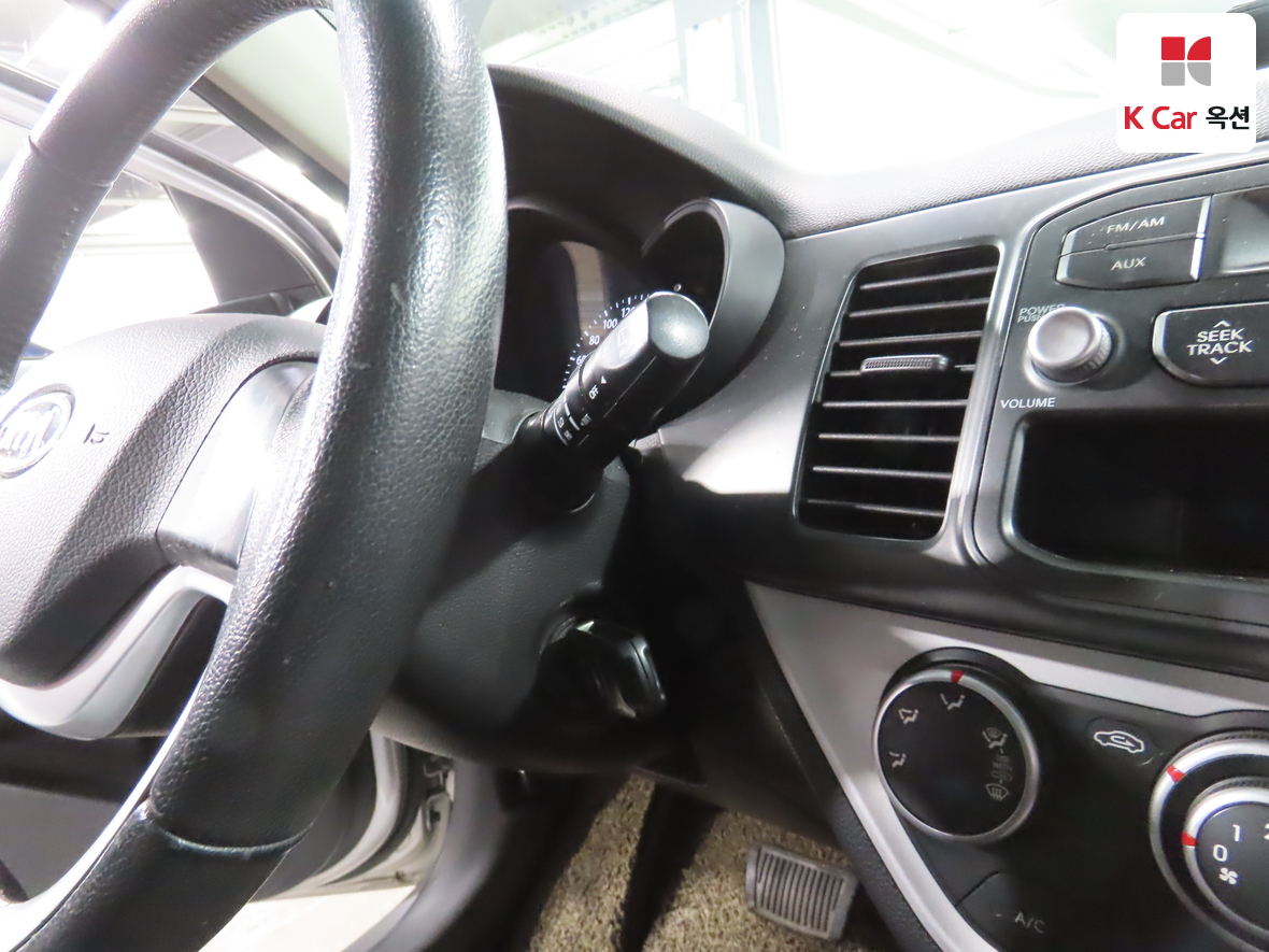 Kia Morning 2012 - Image 11