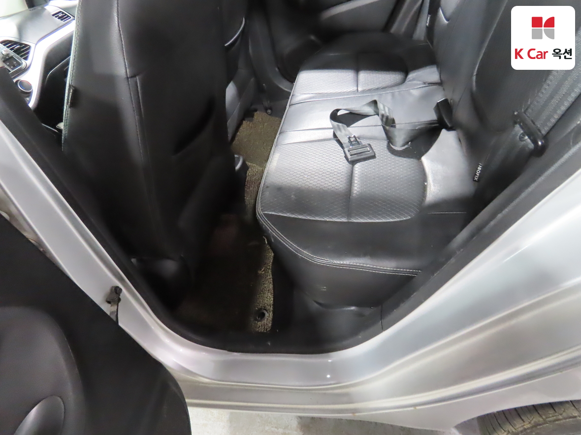 Kia Morning 2012 - Image 22