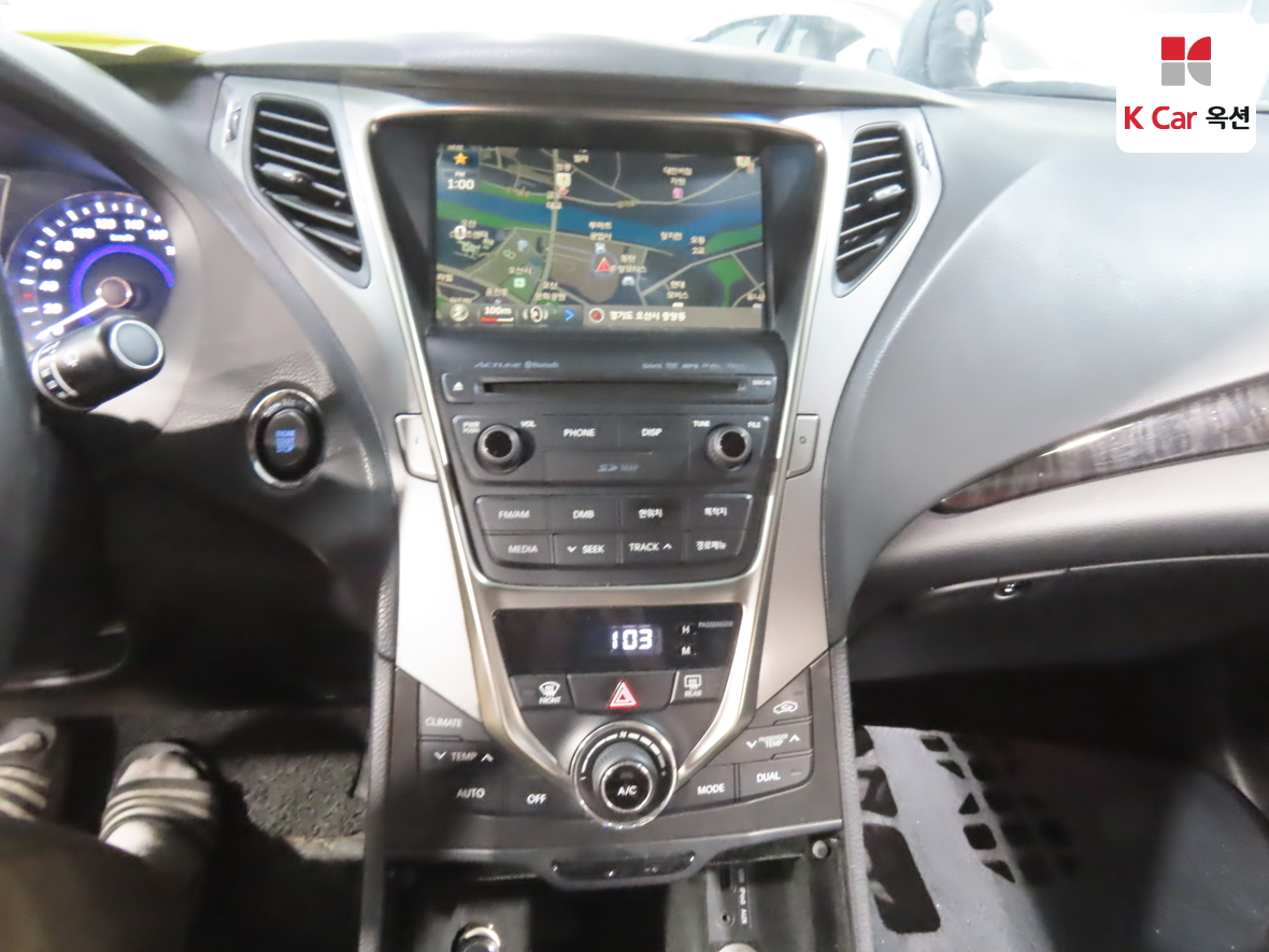 Hyundai AZERA 2014 - Image 6