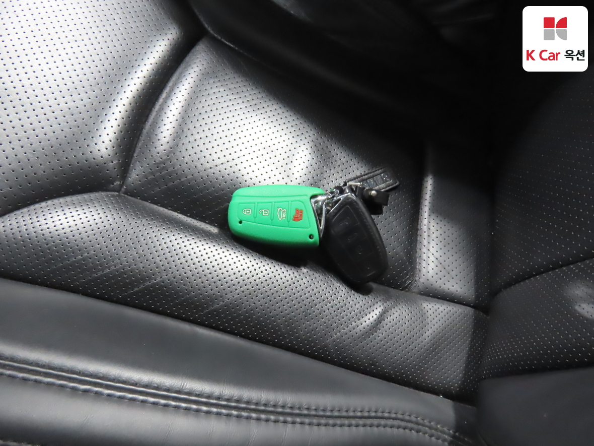 Hyundai AZERA 2014 - Image 17