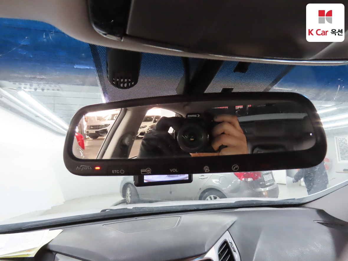 Hyundai AZERA 2014 - Image 13