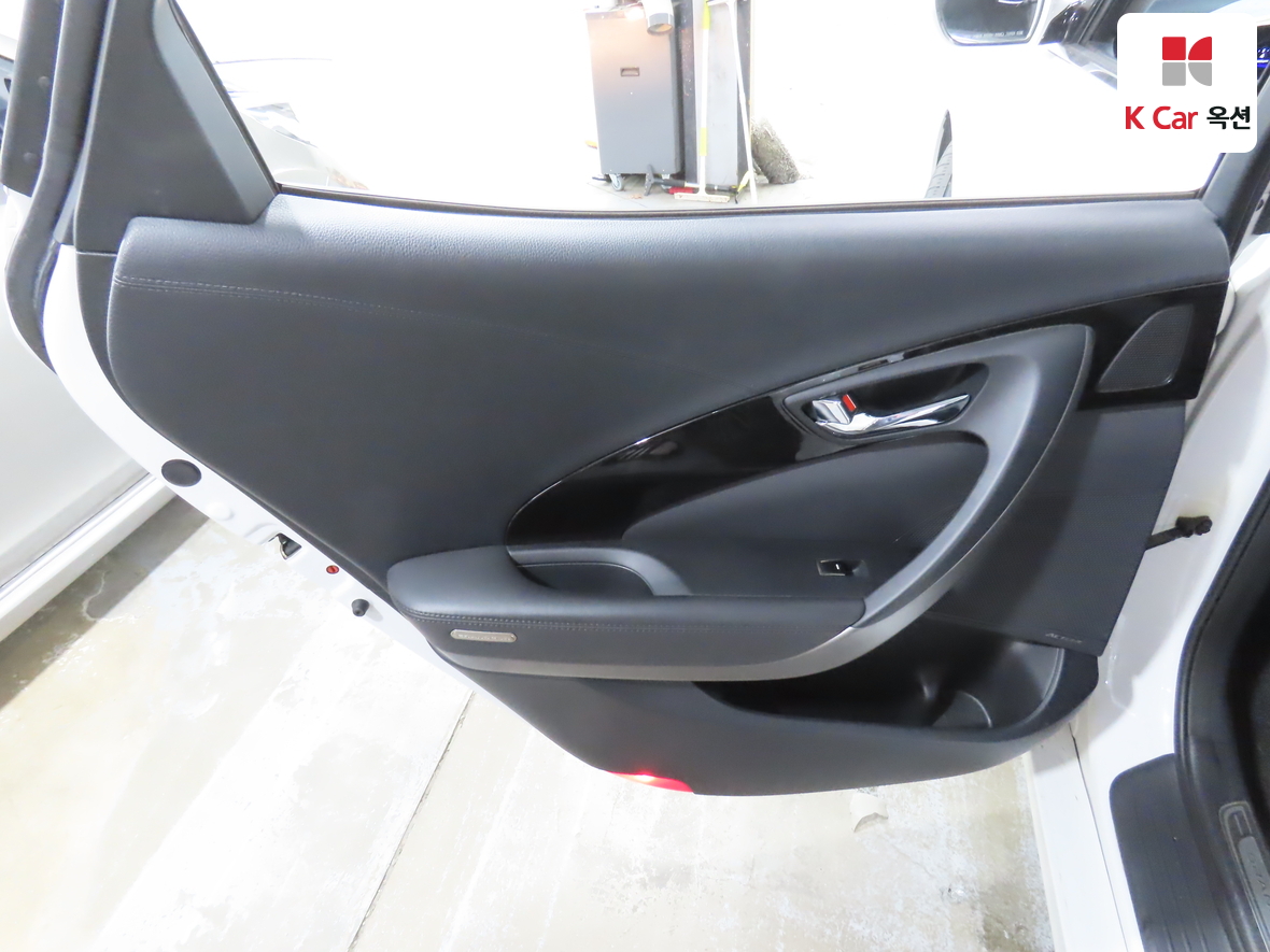 Hyundai AZERA 2014 - Image 21