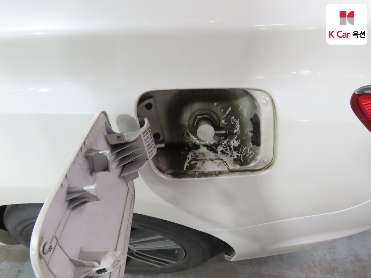 Hyundai AZERA 2014 - Image 23