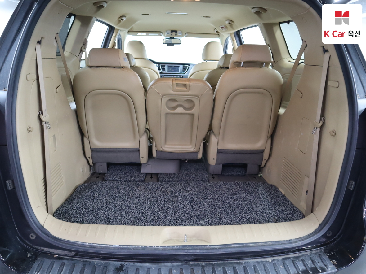 Kia New Carnival 2015 - Image 25