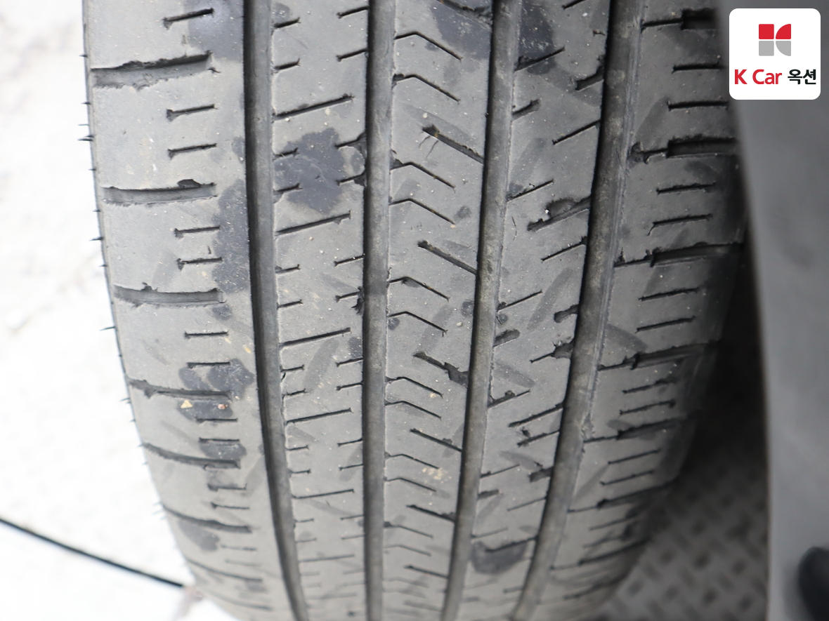 Kia New Carnival 2015 - Image 32