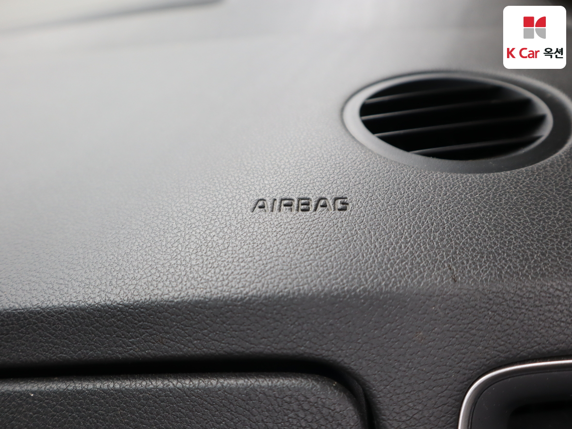 Kia New Carnival 2015 - Image 31