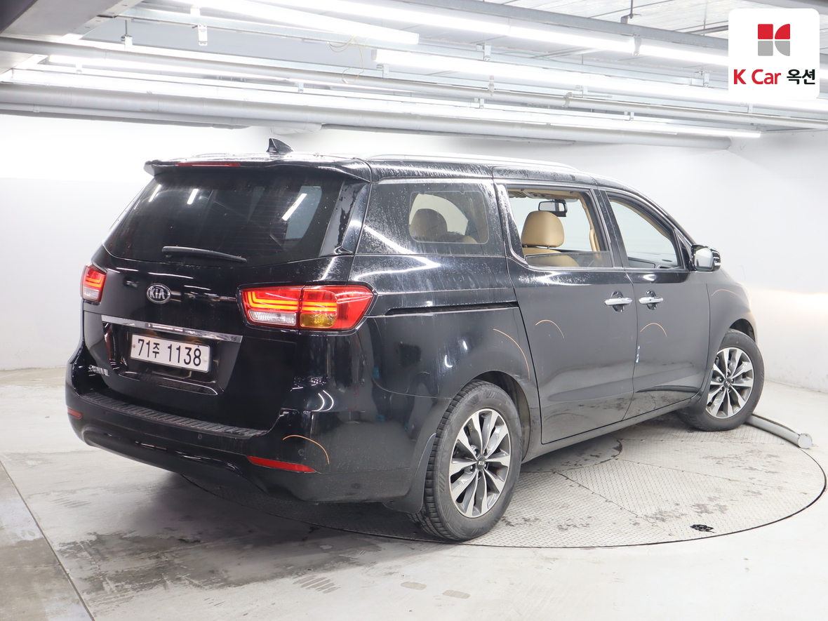 Kia New Carnival 2015 - Image 2