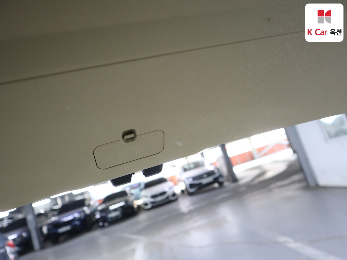 Kia New Carnival 2015 - Image 27