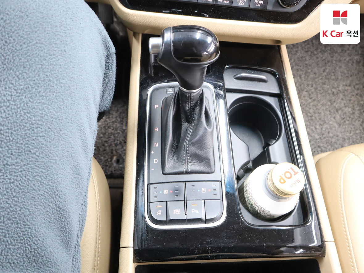 Kia New Carnival 2015 - Image 16