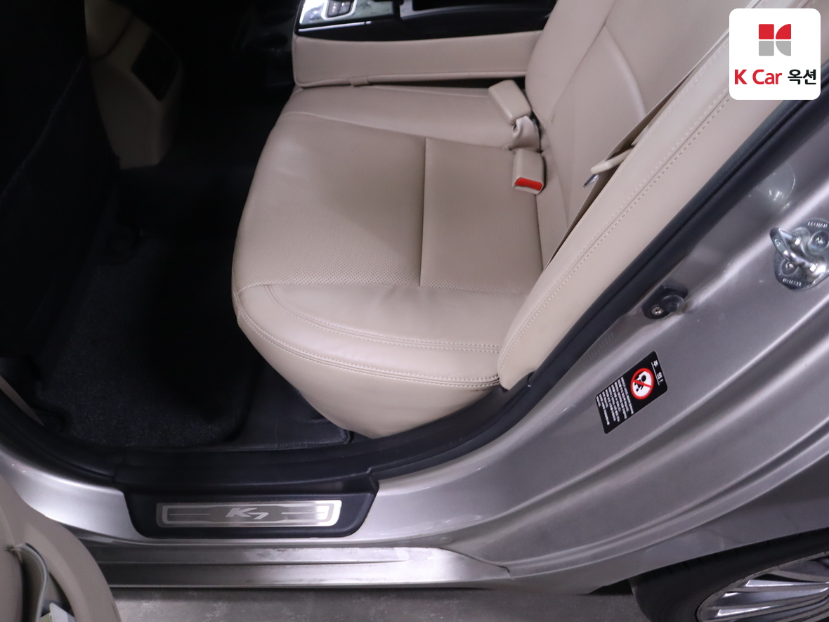 Kia K7 2014 - Image 23