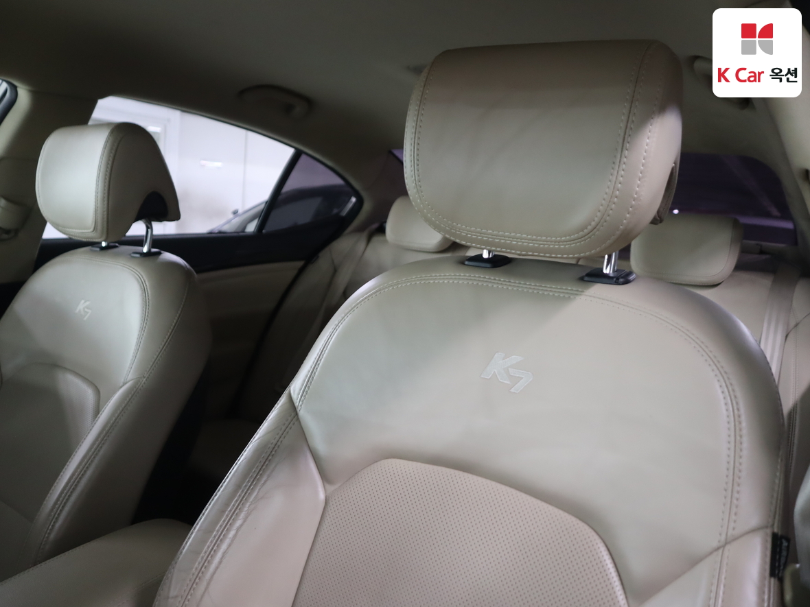 Kia K7 2014 - Image 19