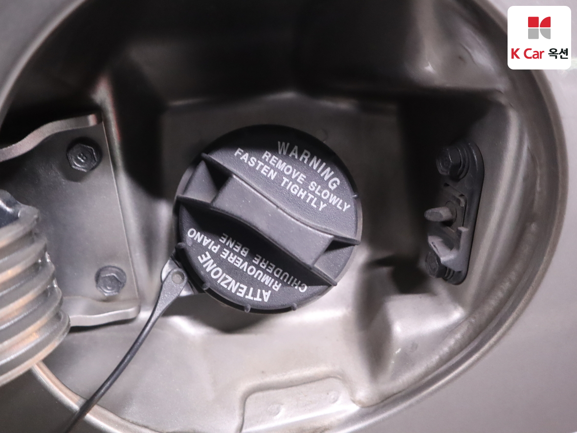 Kia K7 2014 - Image 25