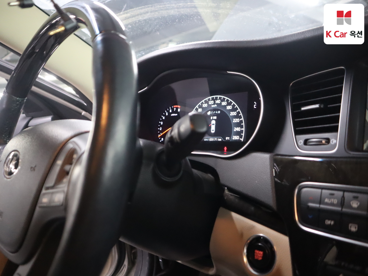 Kia K7 2014 - Image 11