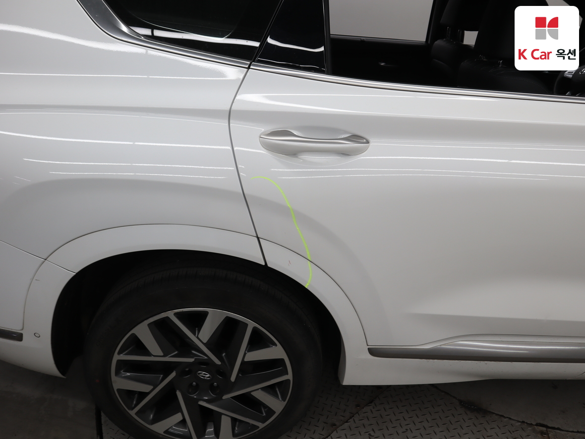 Hyundai Santa Fe 2023 - Image 41