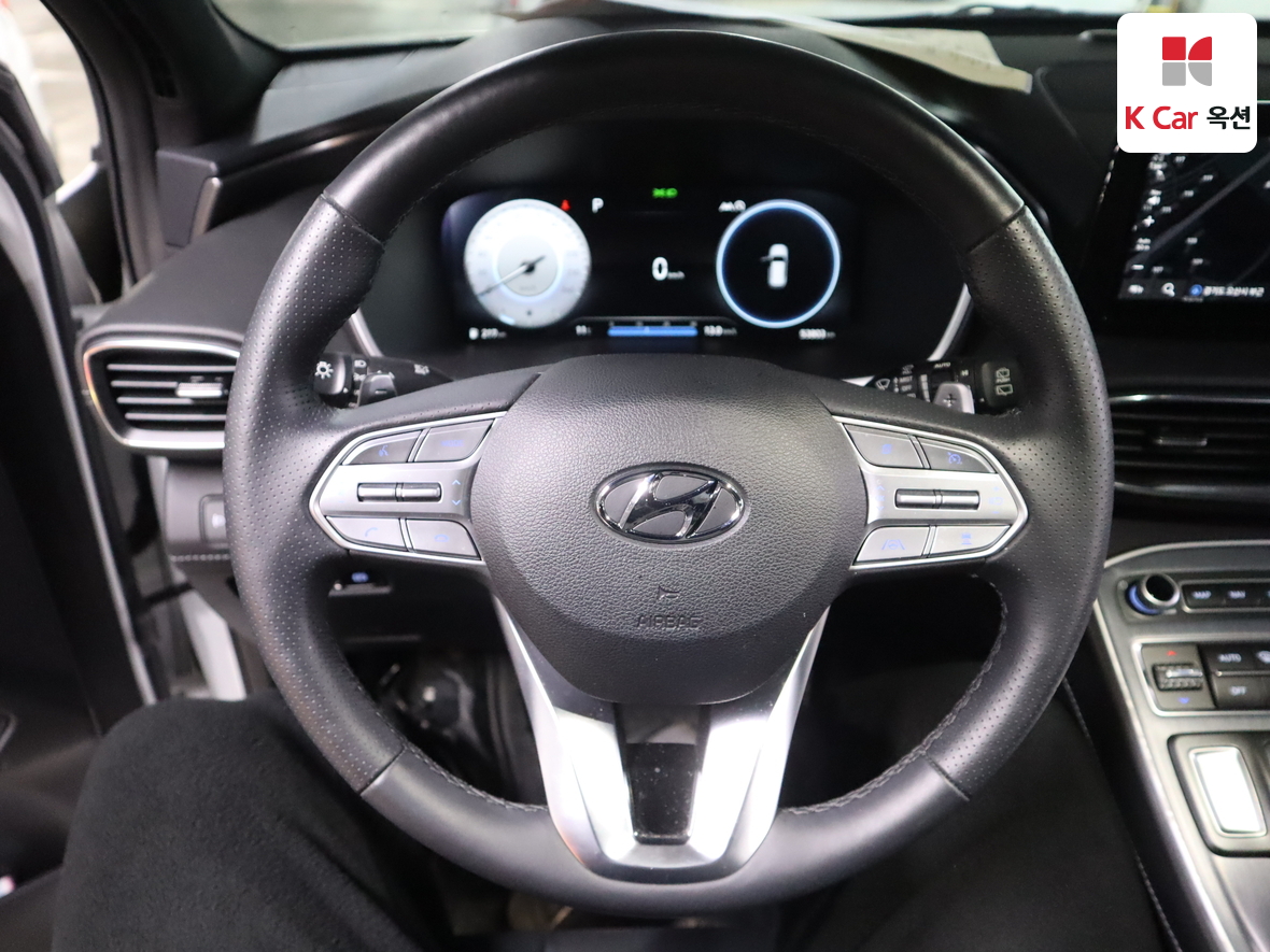 Hyundai Santa Fe 2023 - Image 10