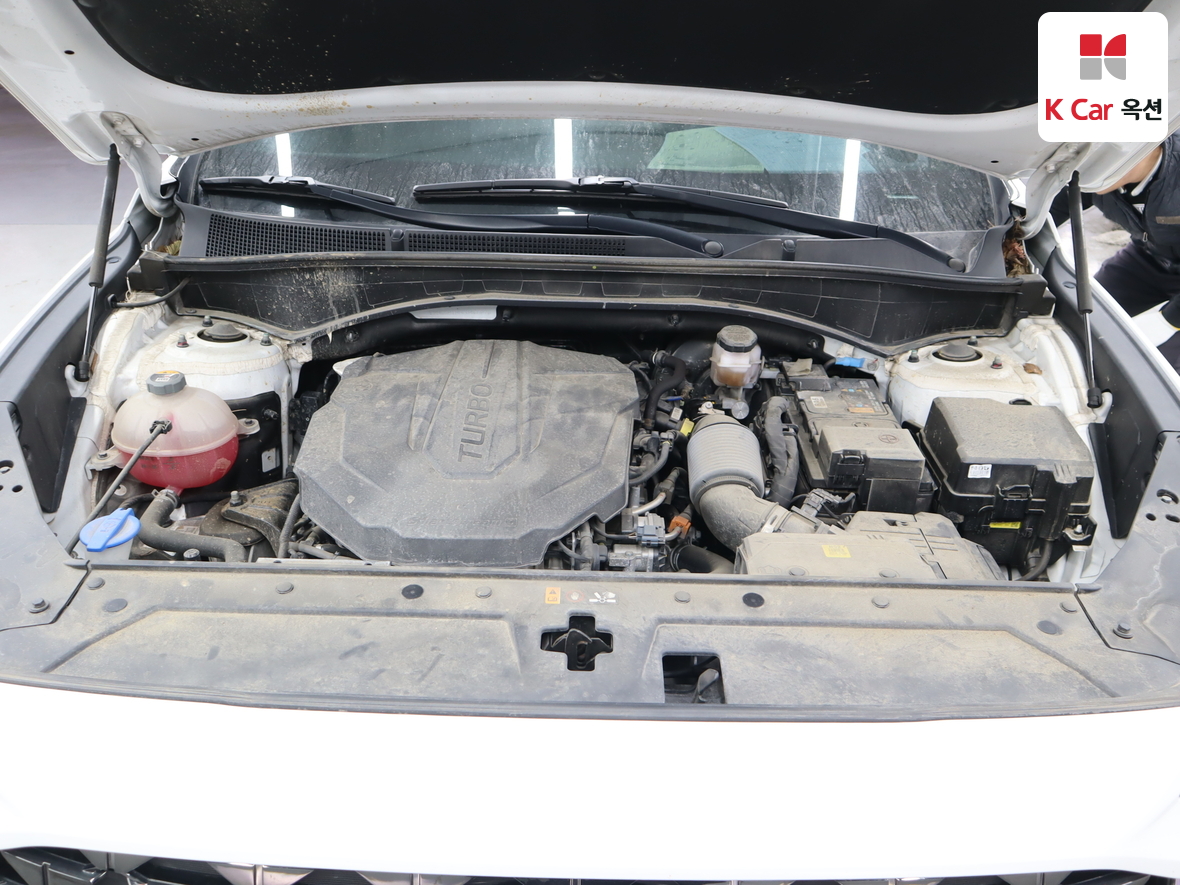 Hyundai Santa Fe 2023 - Image 34