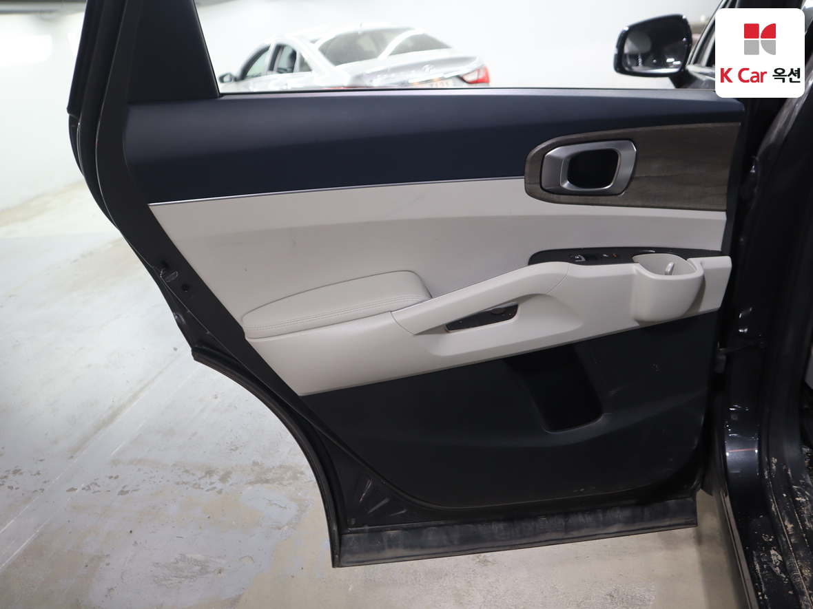 Kia Sorento 2022 - Image 23