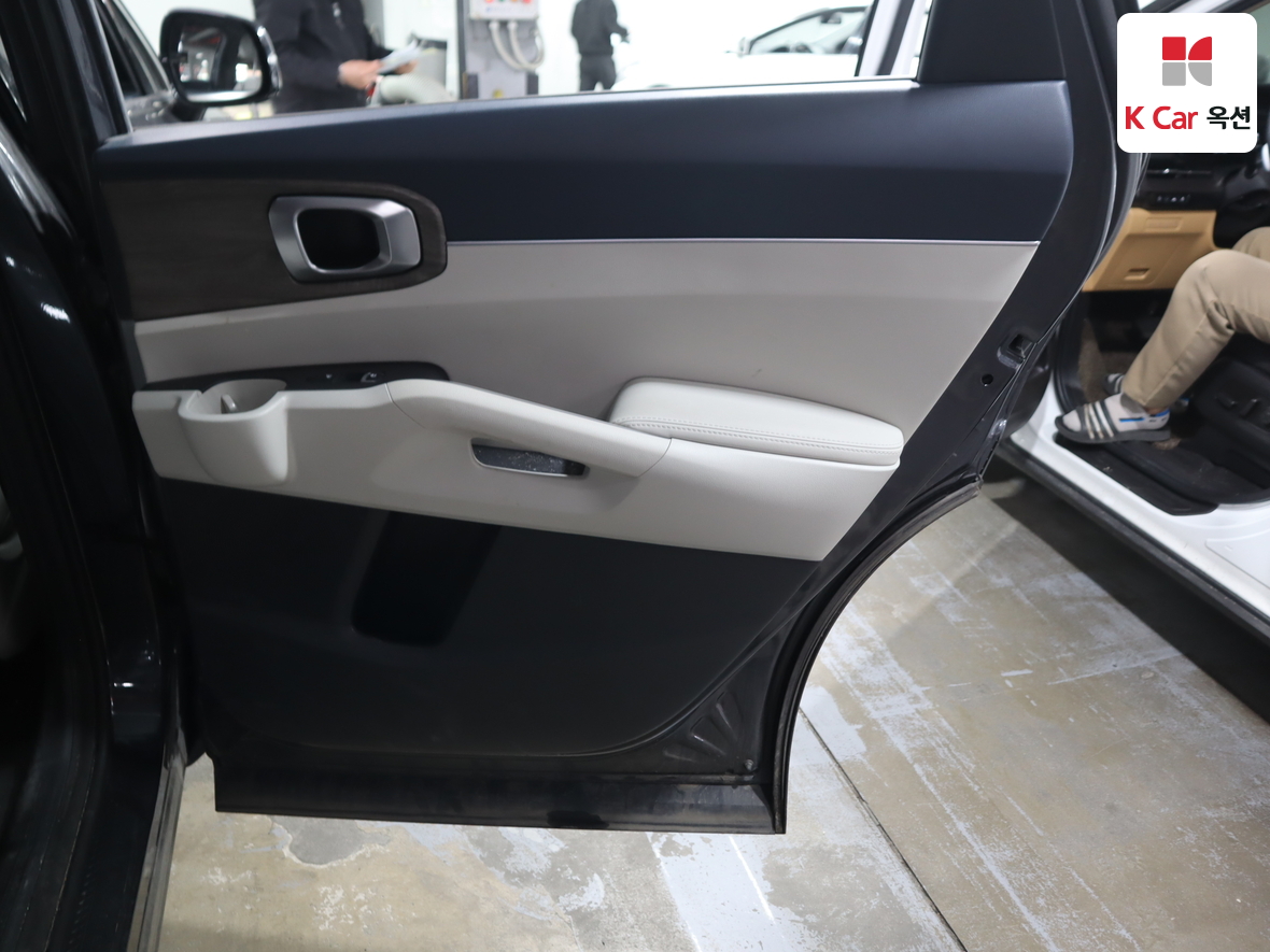 Kia Sorento 2022 - Image 29