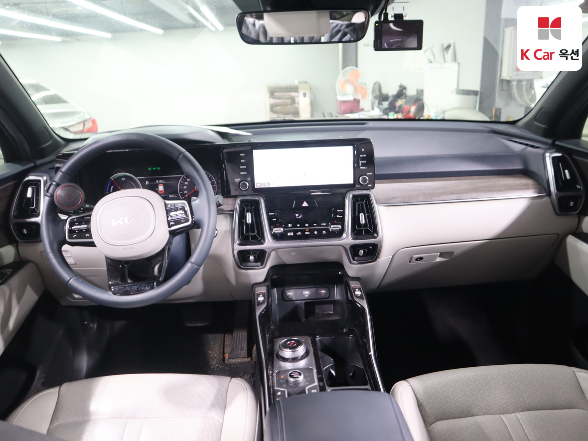 Kia Sorento 2022 - Image 3