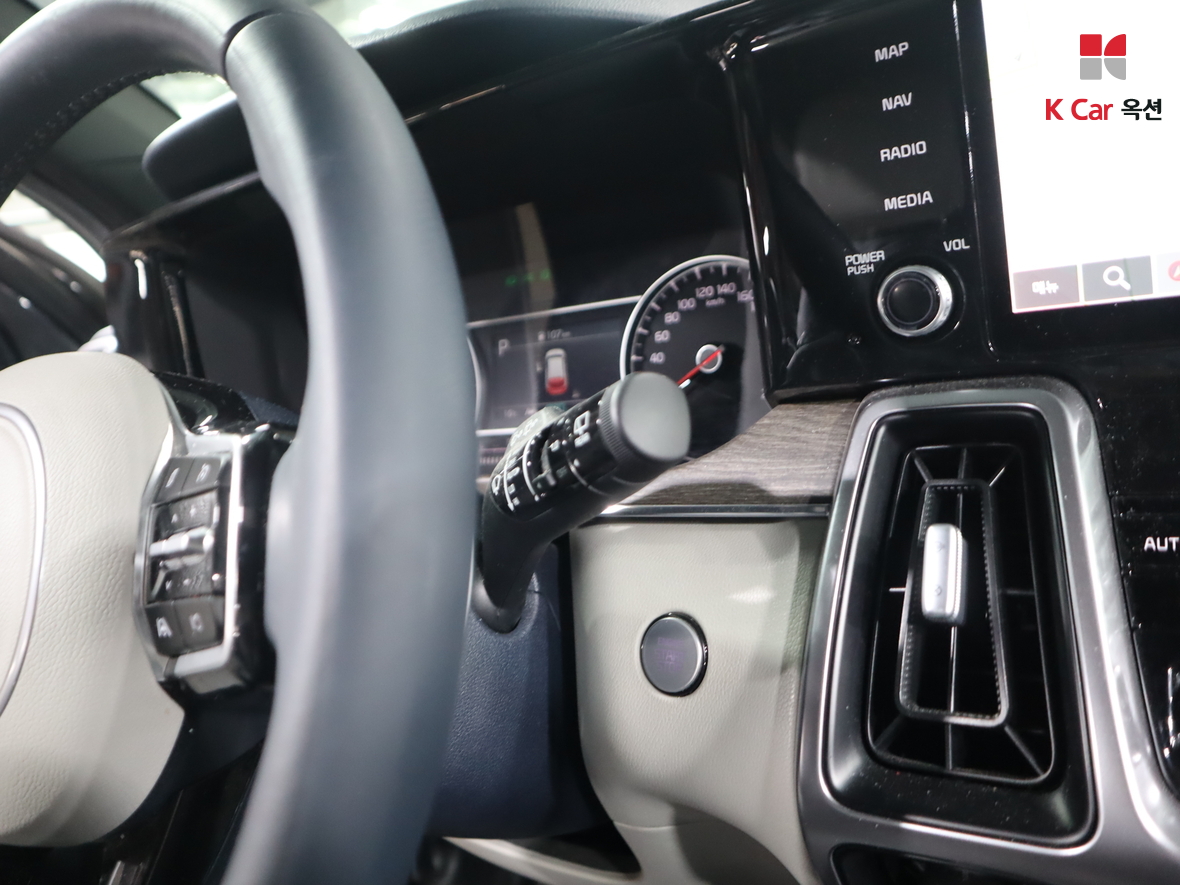 Kia Sorento 2022 - Image 11